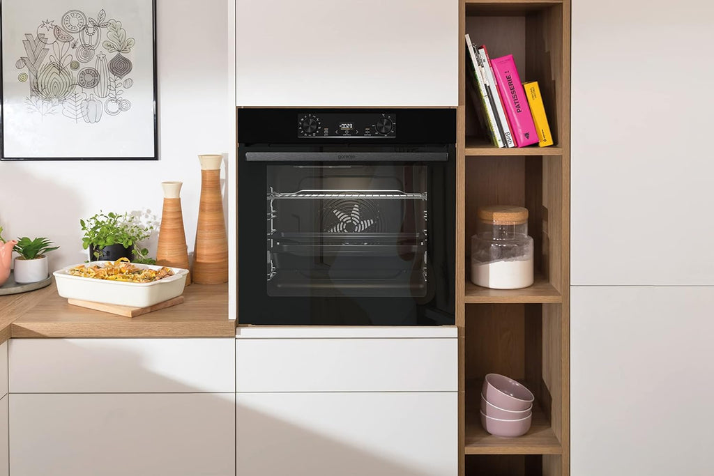 Gorenje 738971 Einbaubackofen-Set OptiBake Black Steam Pyro Set / 77L / Heißluft/Pyrolyse/ExtraSteam/GentleClose/AirFry/Pizzamode 300°C/PerfectGrill/Induktions-Kochfeld mit BridgeZone/schwarz