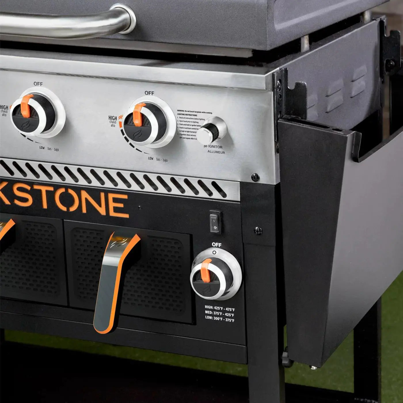 ���Clearance Sale���Blackstone 2-Burner 28" Griddle with Electric Air Fryer and Hood