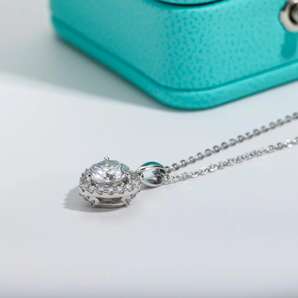 1ct  Heart Moissanite Pendant