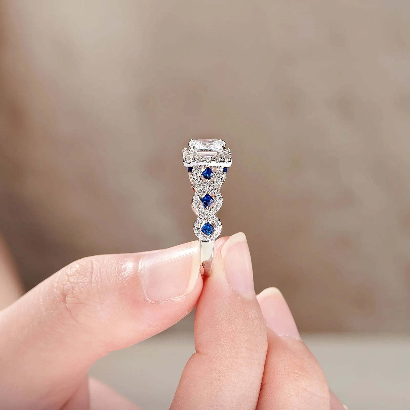 Ladies 2.6ct Princess Cut 5A Zircon Ring