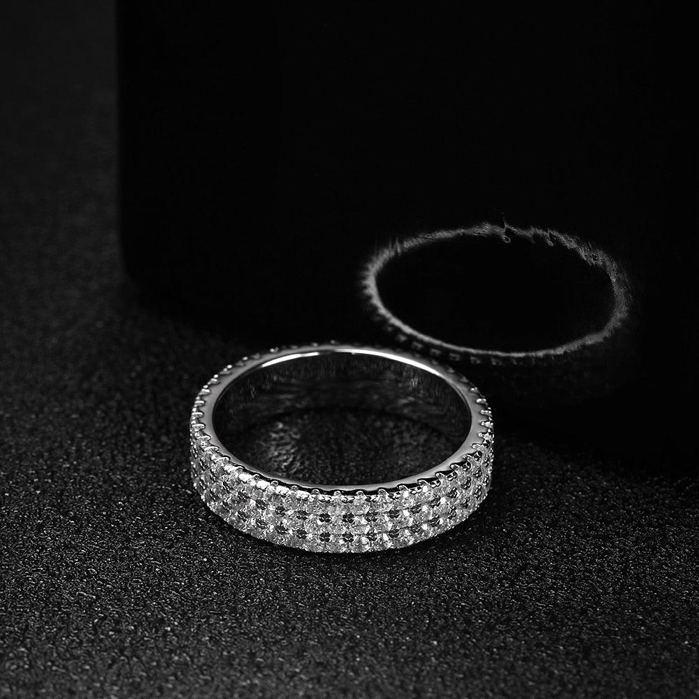 Brilliant Round Stones Ring