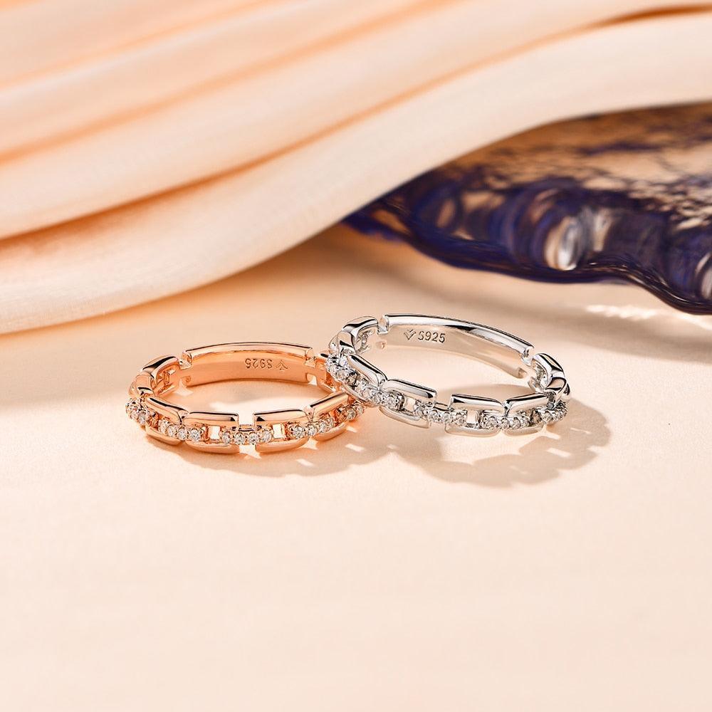 Gleaming Band Ring