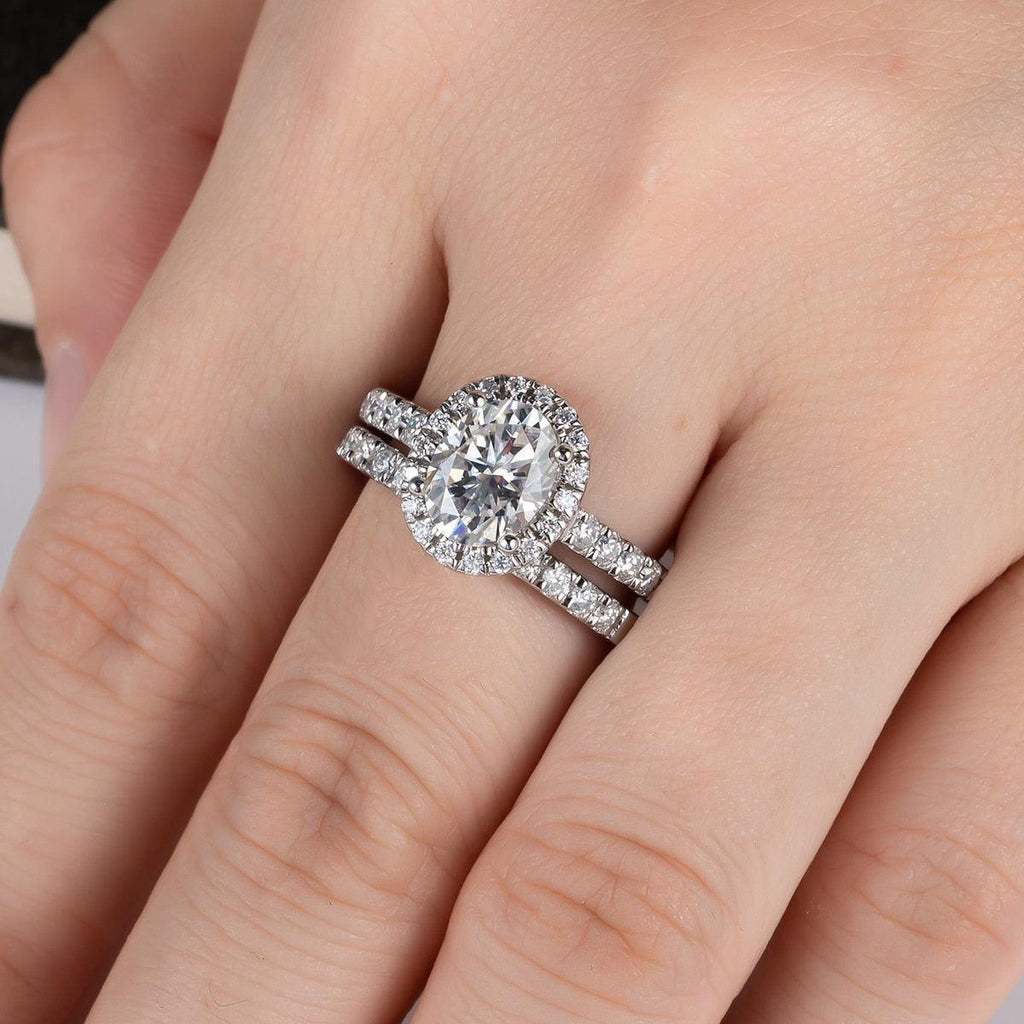 Oval Cut Bridal Ring Set