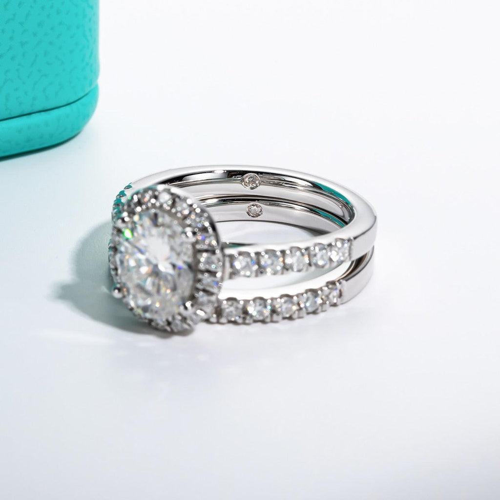 Oval Cut Bridal Ring Set