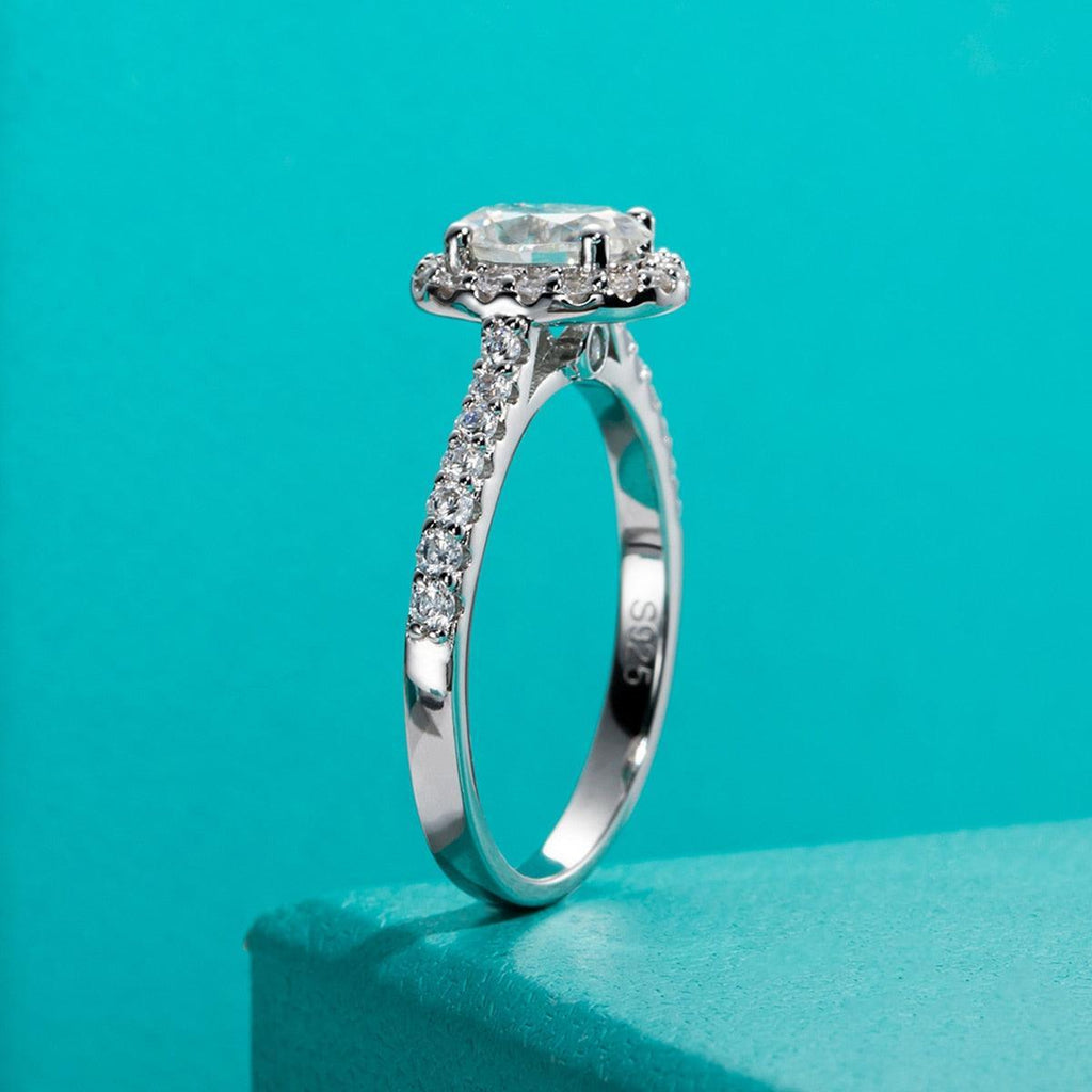 Oval Cut Halo Ring