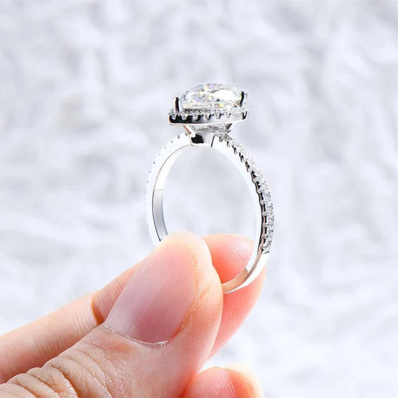 Pear Cut Engagement Ring