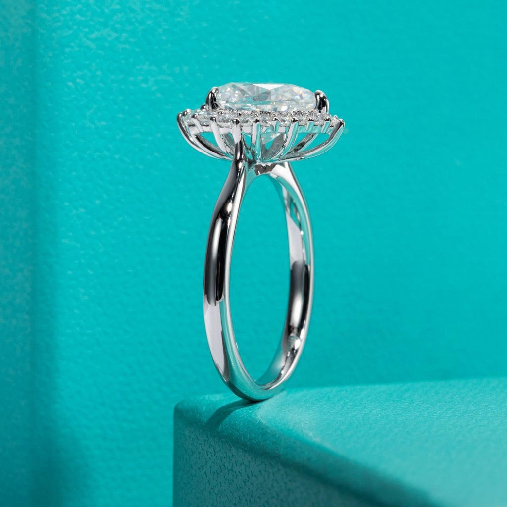 Pear Cut Halo Ring